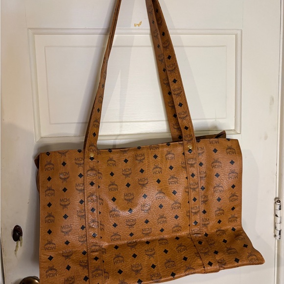 MCM Large Cognac Visetos Tote Shoulder Travel Carry on Tote EUC - Picture 17 of 17